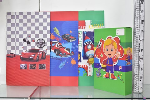 4 Caja de regalo niño L